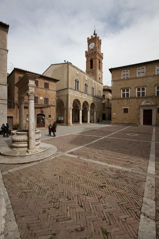 Oliviera Pienza